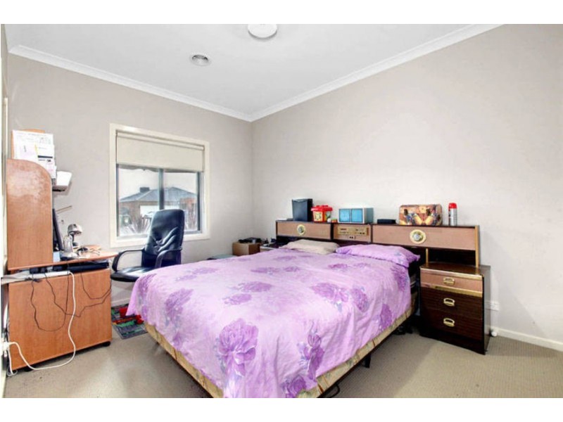 67 Mareeba Way, Craigieburn VIC 3064