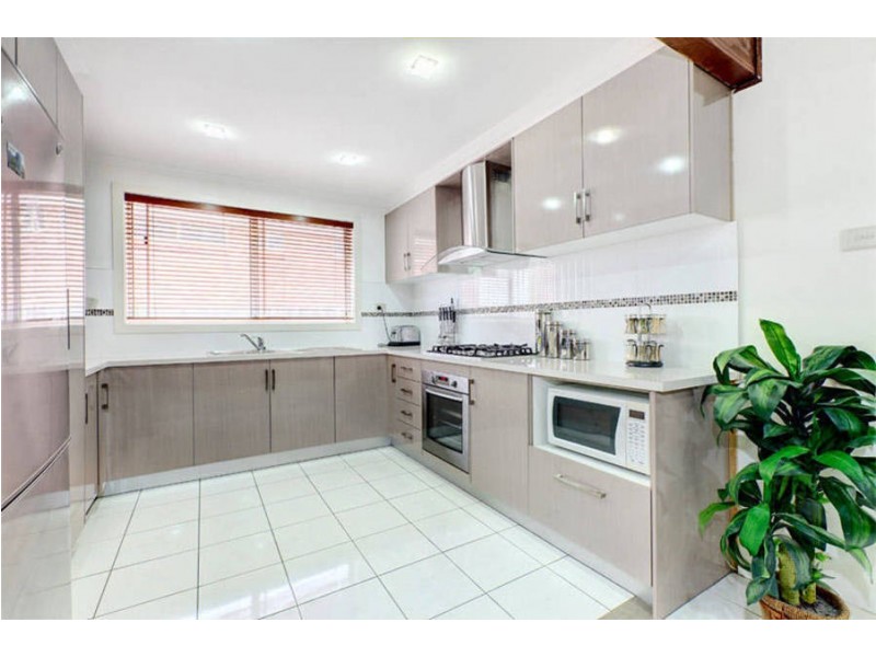 17 Fuschia Place, Meadow Heights VIC 3048