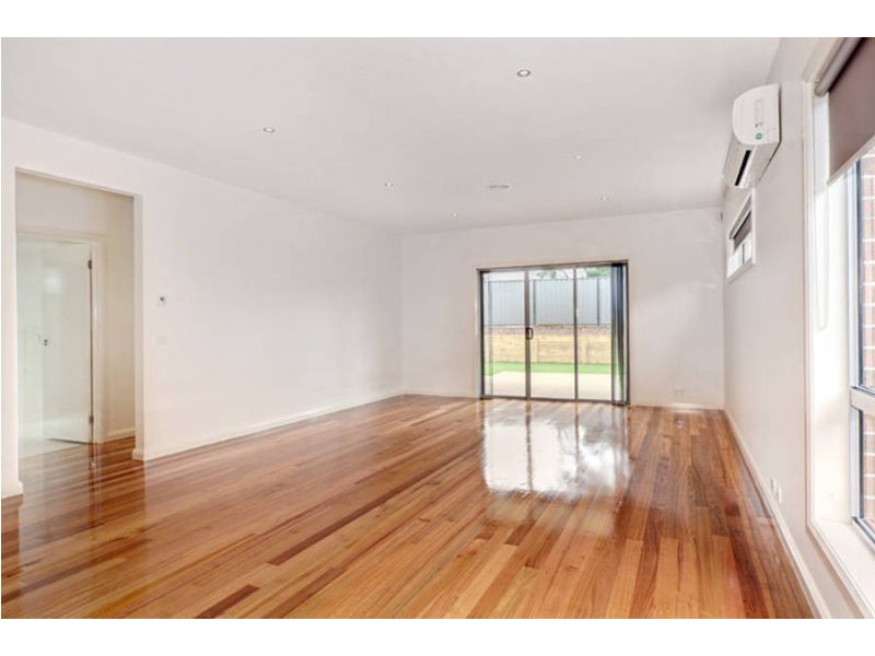 13 Pinnacle Drive, Craigieburn VIC 3064