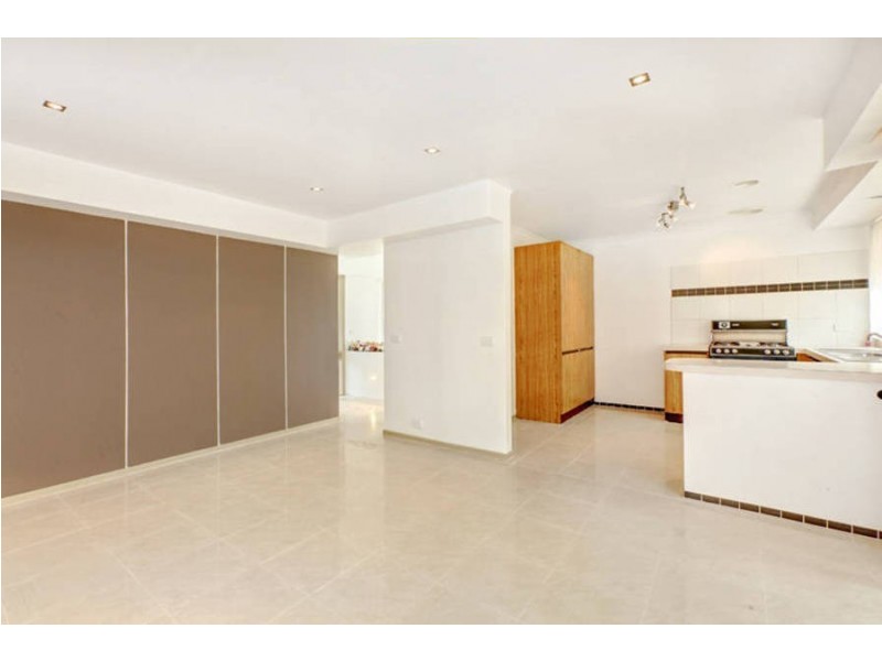 11 Huntly Court, Meadow Heights VIC 3048