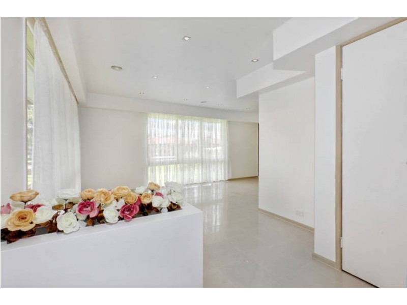 11 Huntly Court, Meadow Heights VIC 3048