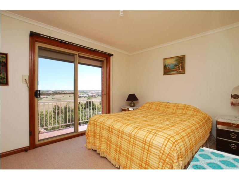 59 Rokewood Crescent, Meadow Heights VIC 3048