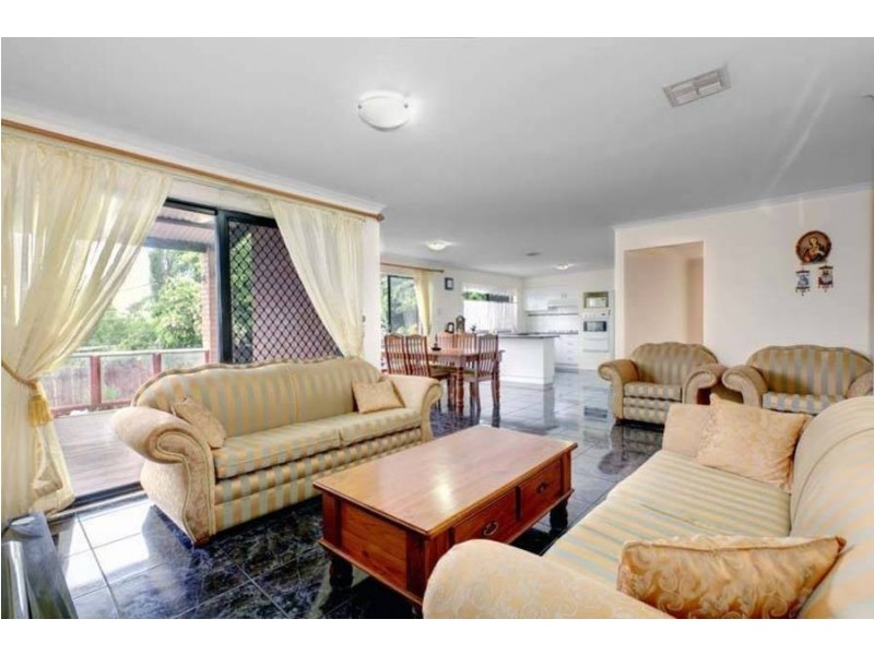 17 Banksia Place, Meadow Heights VIC 3048