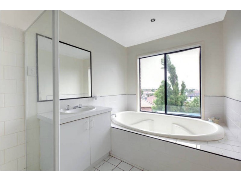 17 Banksia Place, Meadow Heights VIC 3048