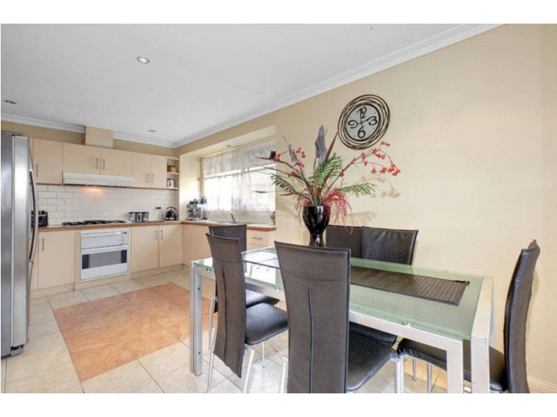 23 Mitta Mitta Way, Meadow Heights VIC 3048