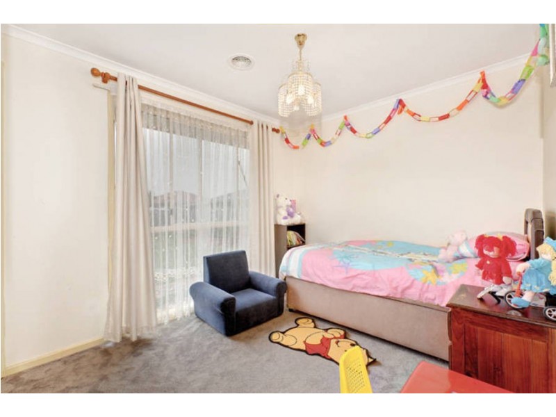 4 Gunbower Crescent, Meadow Heights VIC 3048