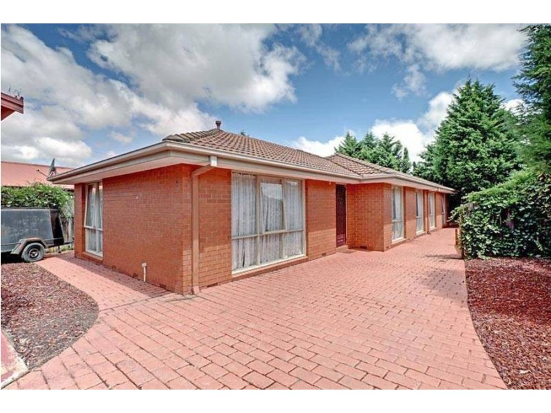 5 Themeda Court, Meadow Heights VIC 3048