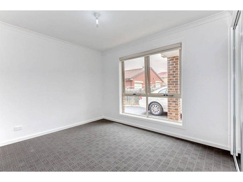 2/6 Dillwynia Place, Meadow Heights VIC 3048