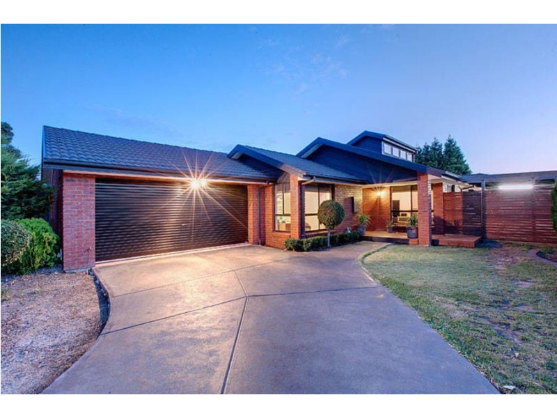 6 Armstrong Court, Roxburgh Park VIC 3064