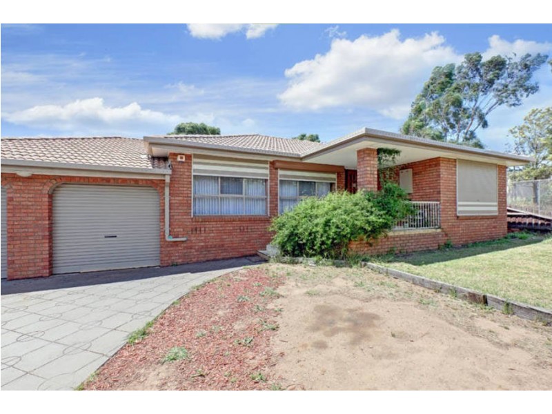 66 Paringa Blvd, Meadow Heights VIC 3048