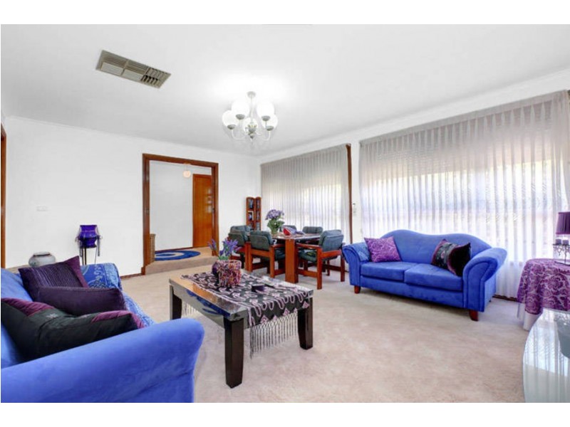 66 Paringa Blvd, Meadow Heights VIC 3048