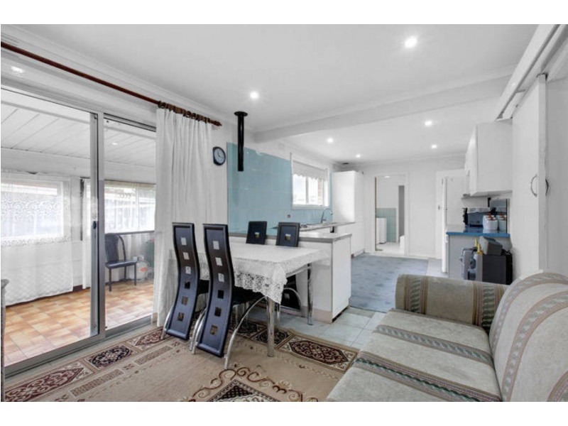 2 Emerald Street, Dallas VIC 3047