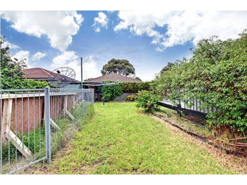 8 Bellbrae Court, Meadow Heights VIC 3048