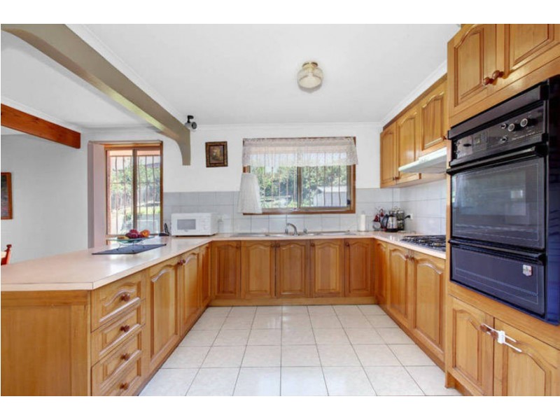 71 Shankland Boulevarde, Meadow Heights VIC 3048