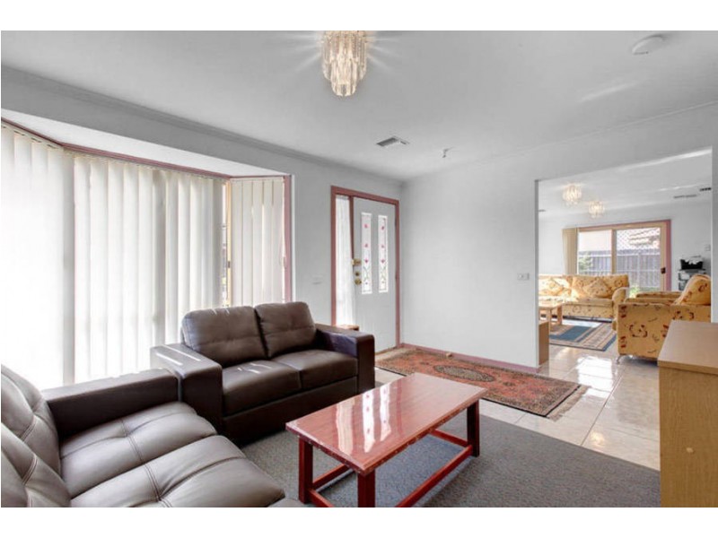1 Gellion Place, Roxburgh Park VIC 3064