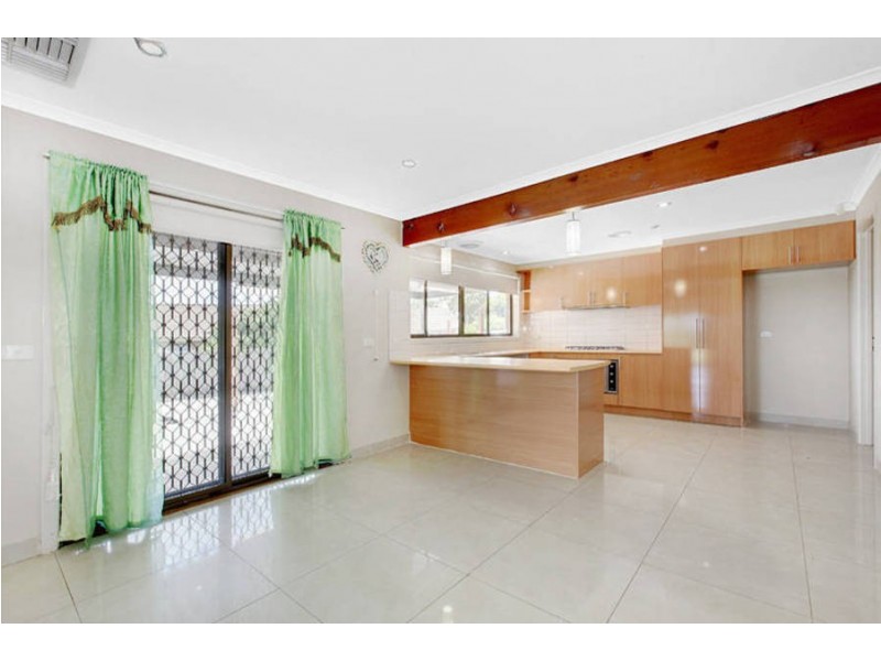 9 Karoonda Court, Meadow Heights VIC 3048