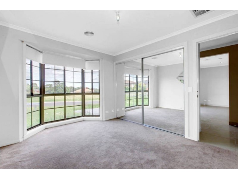 9 Karoonda Court, Meadow Heights VIC 3048