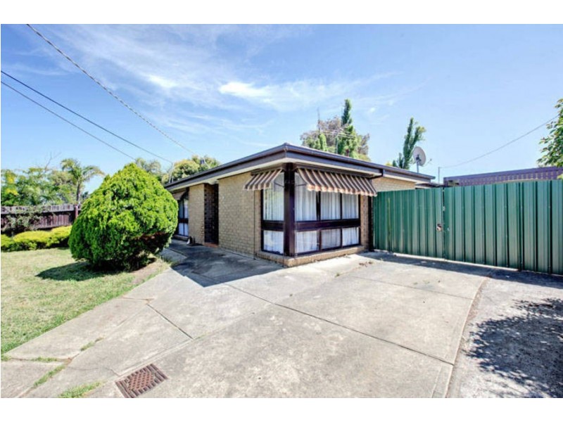 11 Eldorado Crescent, Meadow Heights VIC 3048