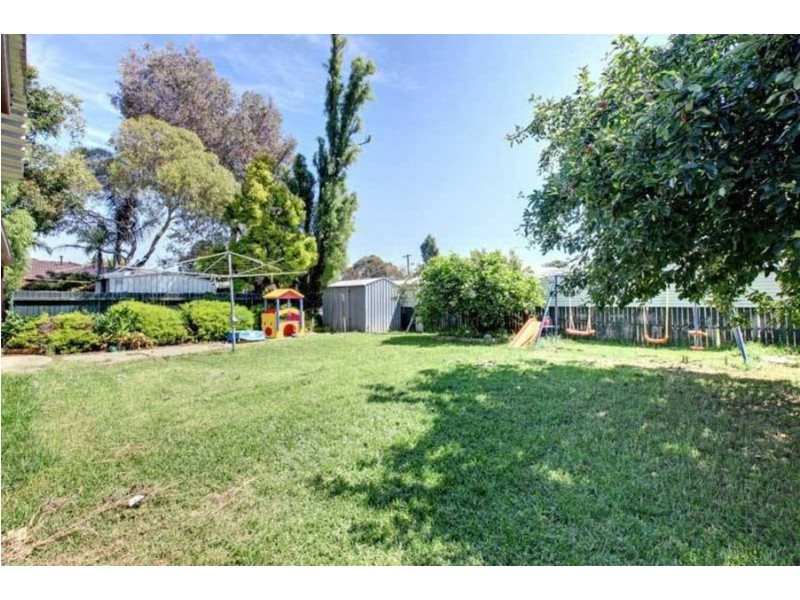 11 Eldorado Crescent, Meadow Heights VIC 3048