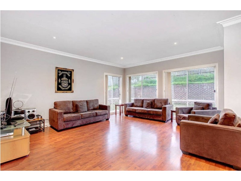 32 Langbourne Court, Greenvale VIC 3059