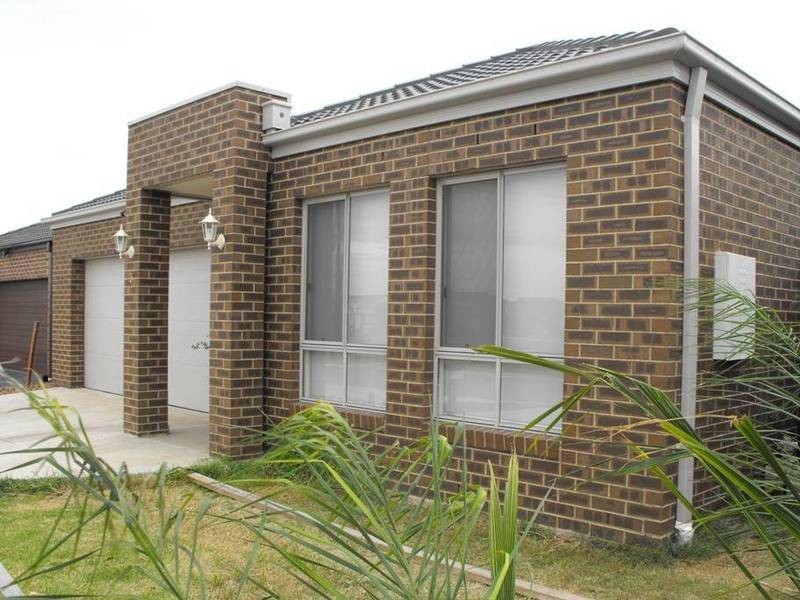 3 Thorngrove Avenue, Craigieburn VIC 3064