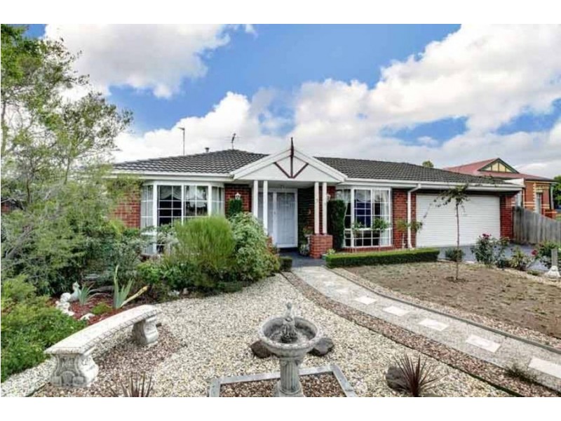 39 St. Clair Blvd, Roxburgh Park VIC 3064