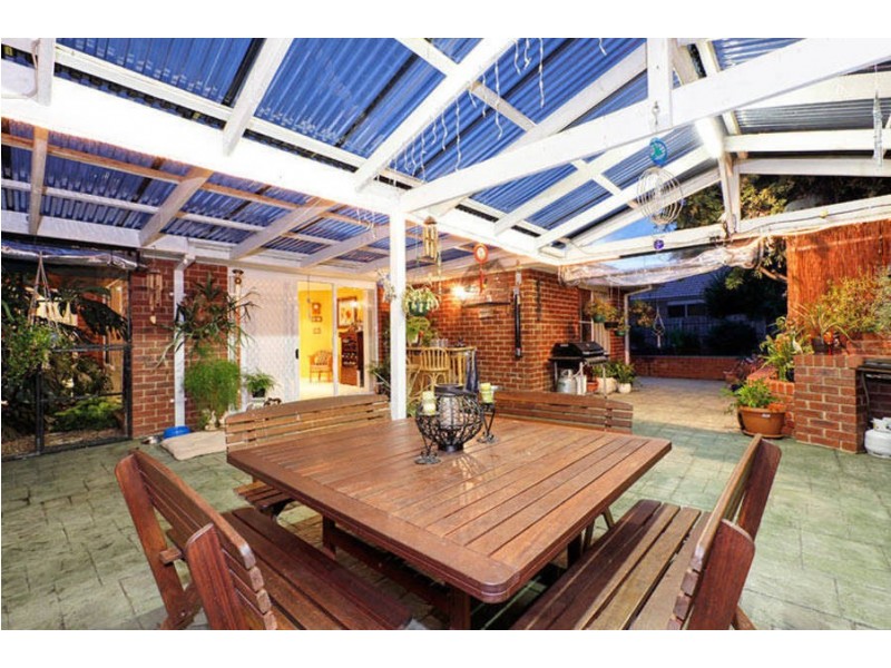 39 St. Clair Blvd, Roxburgh Park VIC 3064