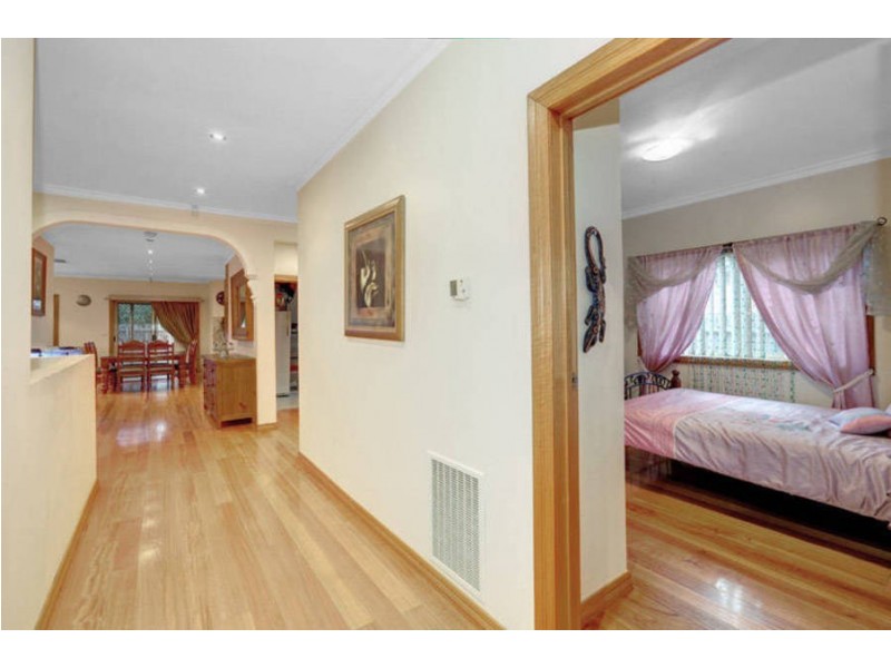 16 South Street, Hadfield VIC 3046