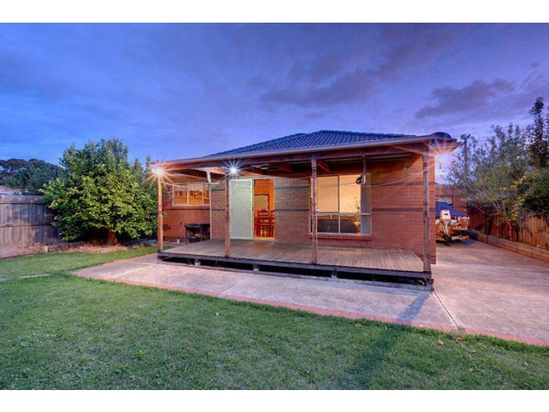 16 South Street, Hadfield VIC 3046