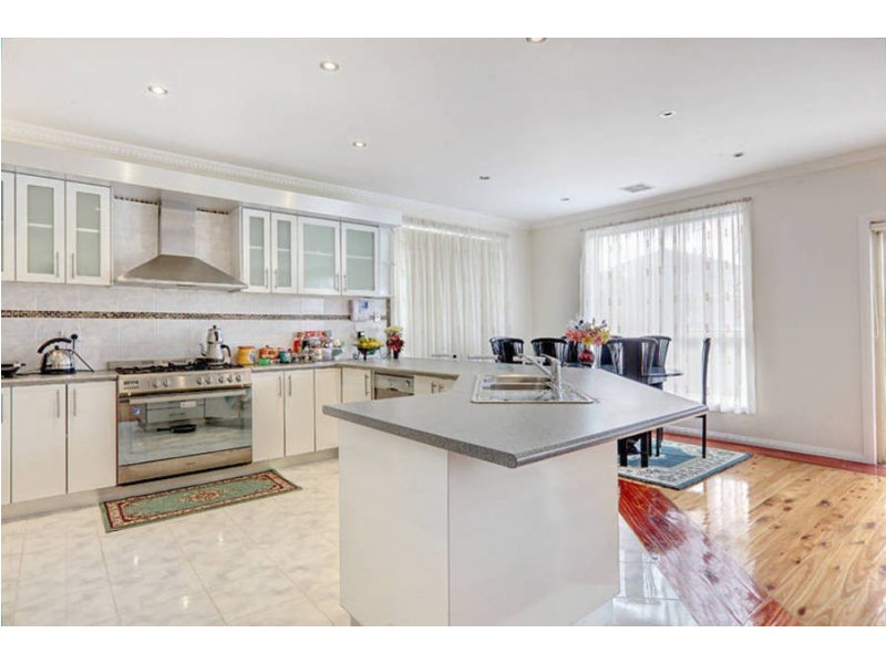 3 Hawthorn Lane, Craigieburn VIC 3064