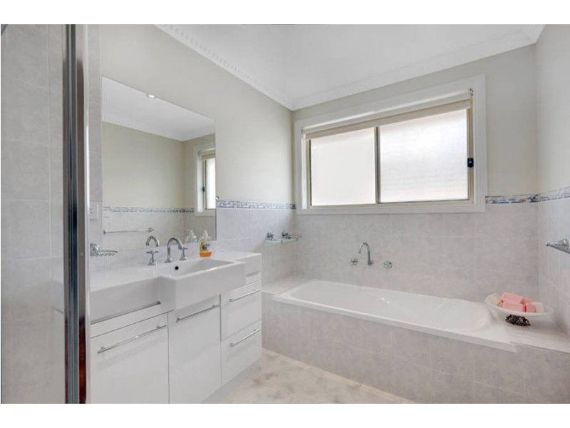 3 Hawthorn Lane, Craigieburn VIC 3064