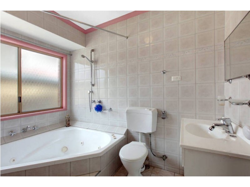 10 Milford Court, Meadow Heights VIC 3048