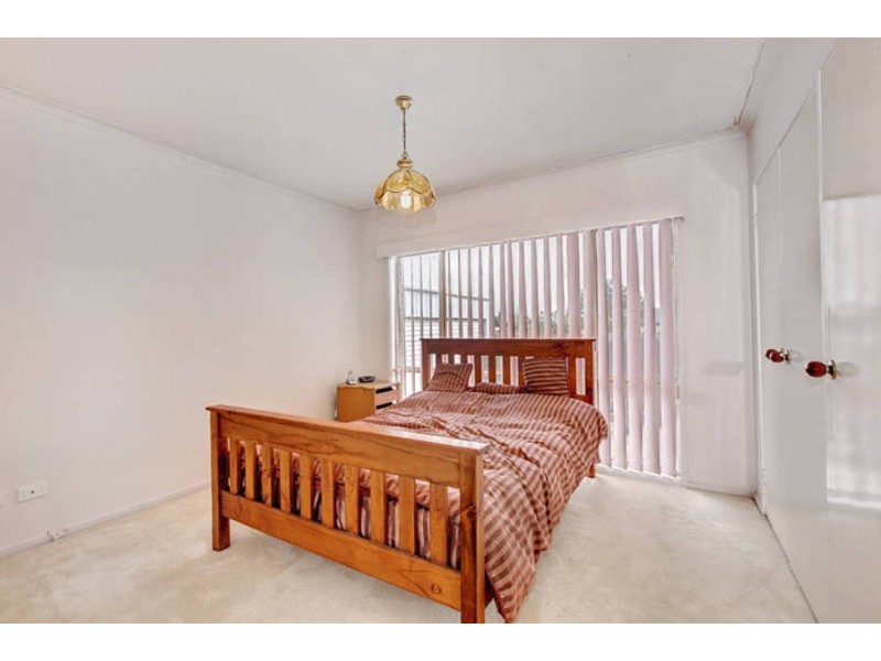 10 Milford Court, Meadow Heights VIC 3048