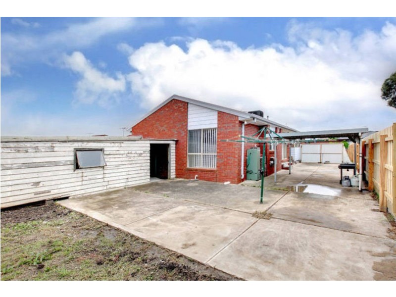 10 Milford Court, Meadow Heights VIC 3048