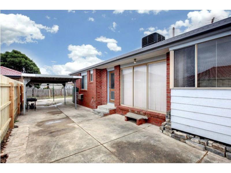 10 Milford Court, Meadow Heights VIC 3048