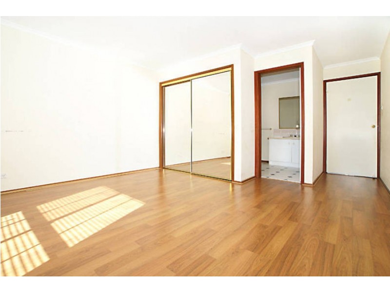 5 Dillwynia Place, Meadow Heights VIC 3048