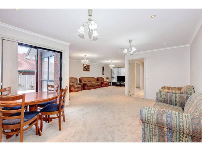 14 Lightwood Crescent, Meadow Heights VIC 3048