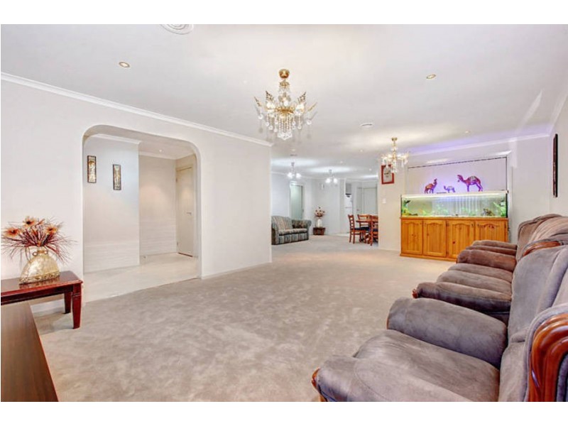 14 Lightwood Crescent, Meadow Heights VIC 3048