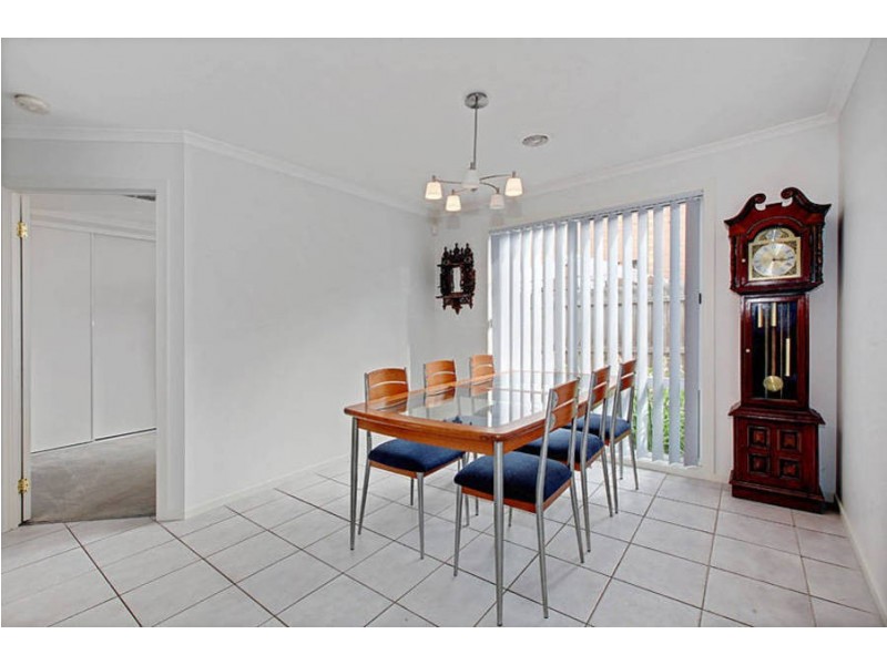 48 Rio Grande Drive, Roxburgh Park VIC 3064