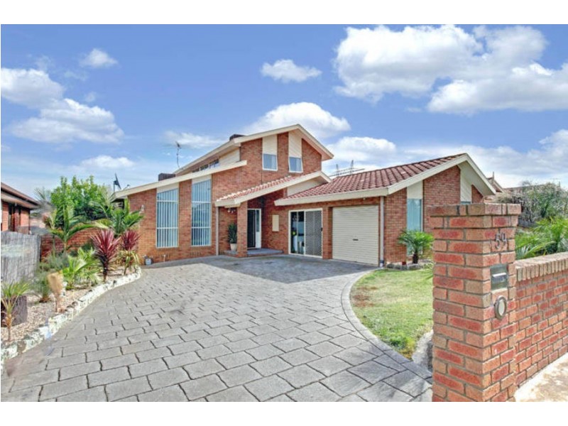 59 Cassinia Crescent, Meadow Heights VIC 3048