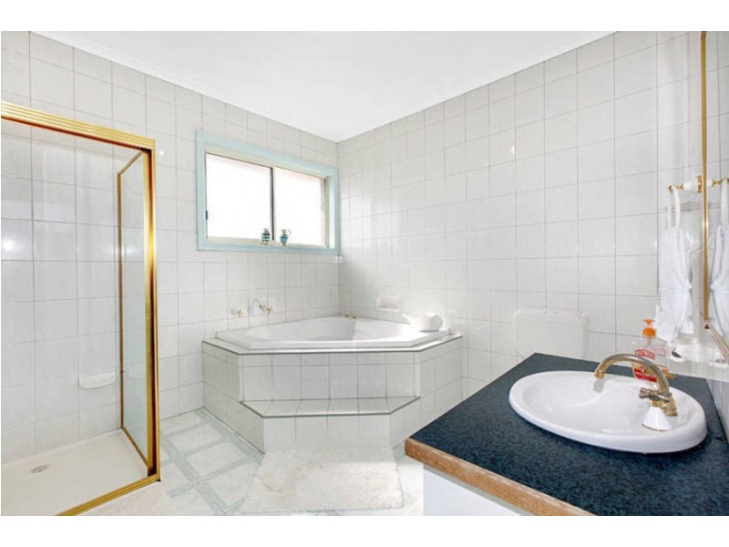 59 Cassinia Crescent, Meadow Heights VIC 3048