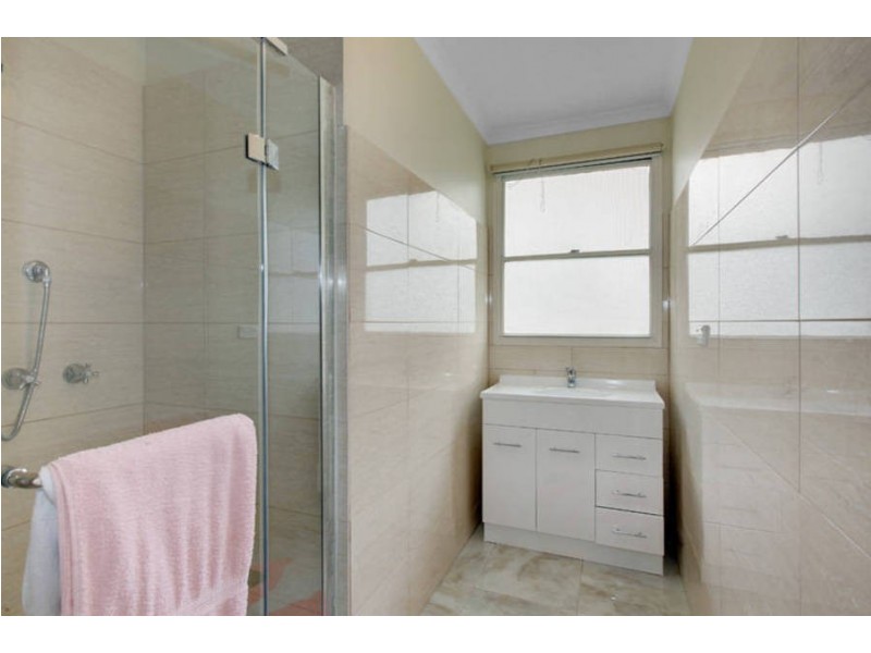 42 Mildura Crescent, Dallas VIC 3047