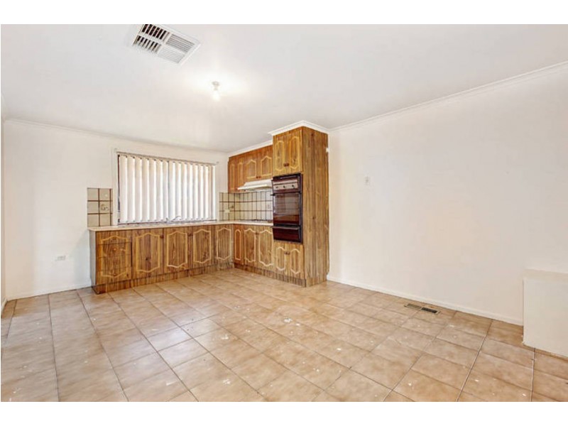 1 Thalia Court, Meadow Heights VIC 3048