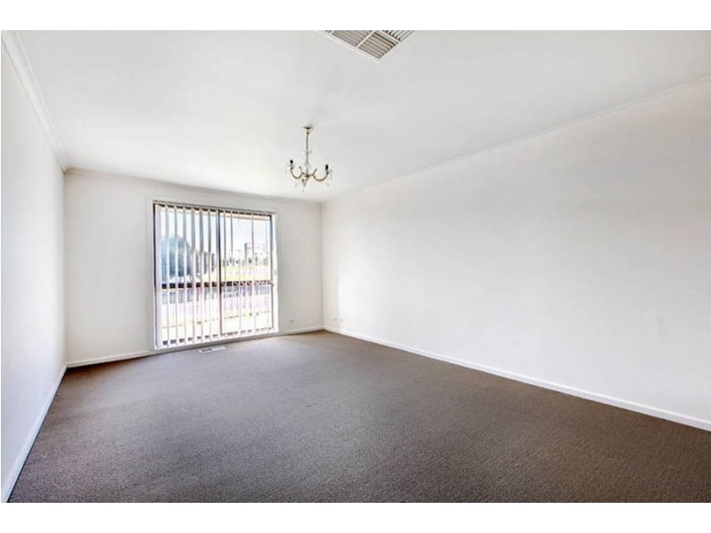 1 Thalia Court, Meadow Heights VIC 3048