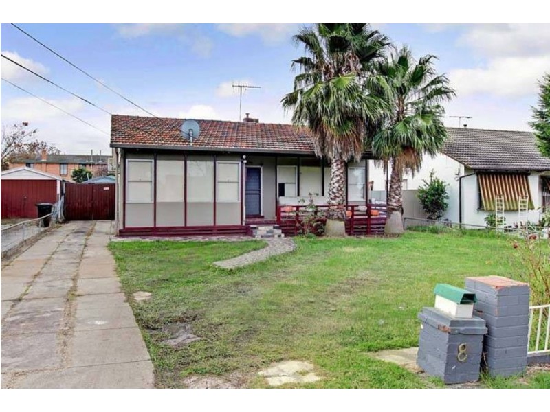 8 Calivil Street, Dallas VIC 3047