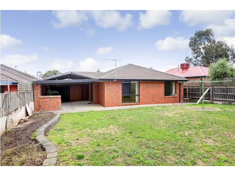 8 Tolson Court, Roxburgh Park VIC 3064