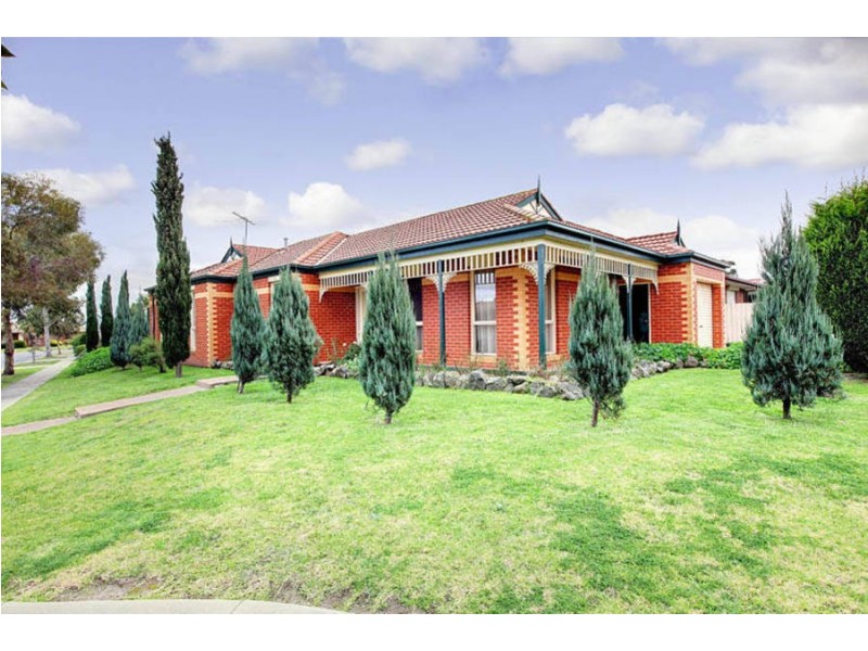 46 Stainsby Crescent, Roxburgh Park VIC 3064