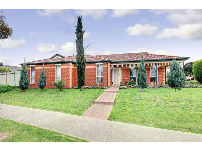 46 Stainsby Crescent, Roxburgh Park VIC 3064