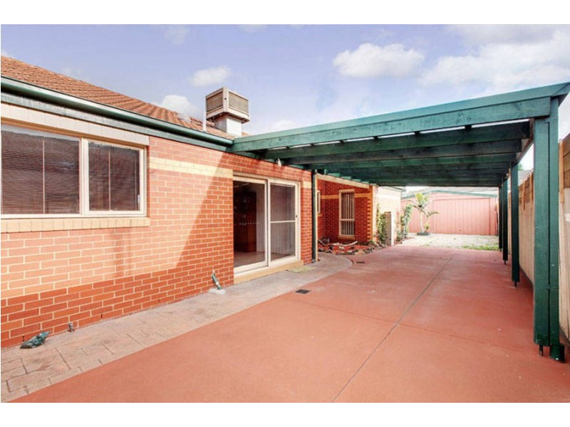 46 Stainsby Crescent, Roxburgh Park VIC 3064