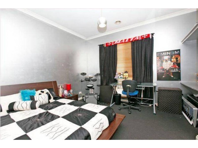 111 Royal Terrace, Craigieburn VIC 3064